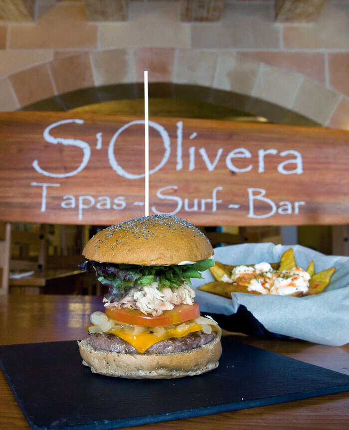 S'Olivera Tapas Surf Bar
