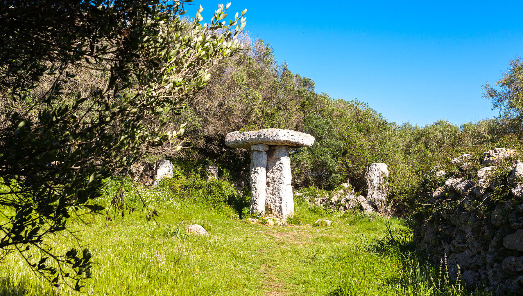 Taulas Menorca Talayótica | Poblat de Torretrencada